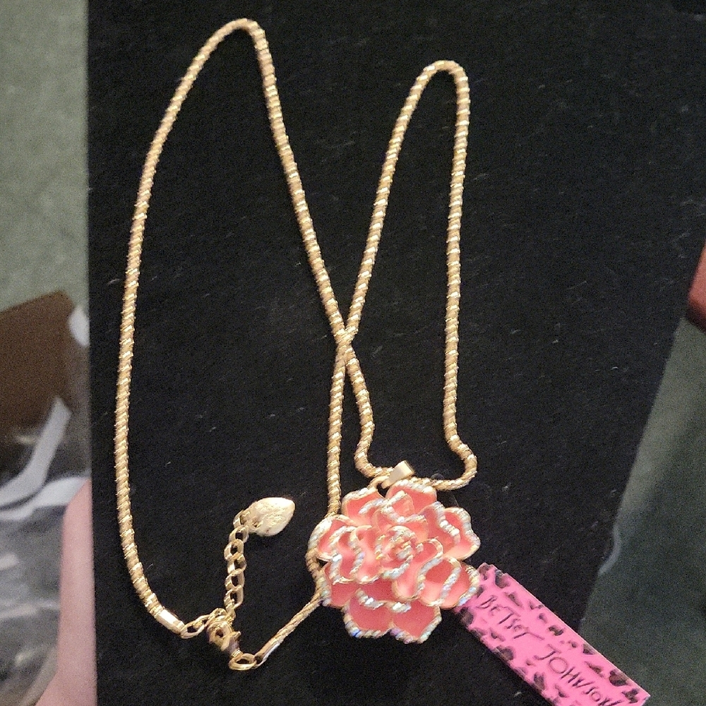 Betsey Johnson Gold and Pink Rose Necklace - Picture 5 of 6